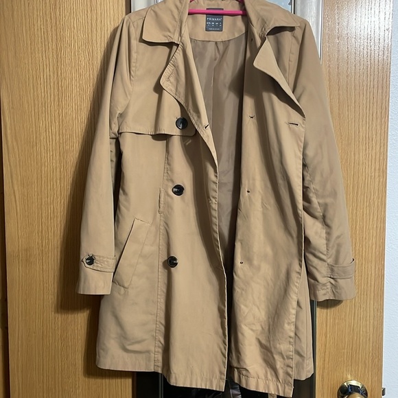 Primark size 8 camel color double breasted coat with buttons and front pockets - Picture 7 of 12